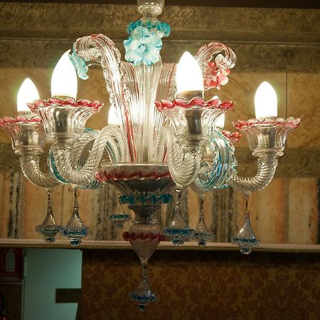 ונציה Hotel La Fenice Et Des Artistes מראה חיצוני תמונה