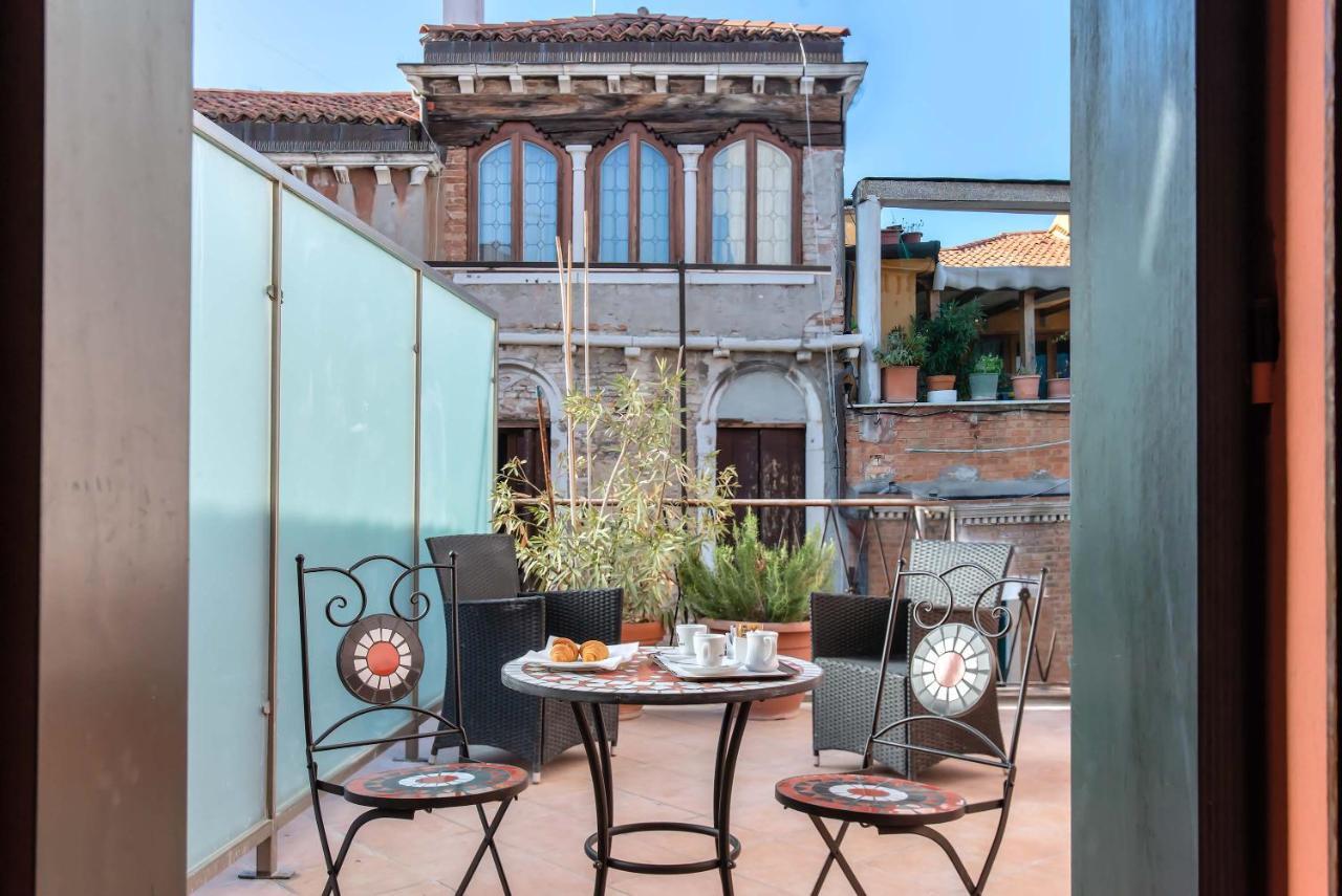 ונציה Hotel La Fenice Et Des Artistes מראה חיצוני תמונה