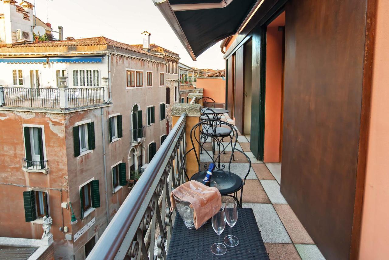 ונציה Hotel La Fenice Et Des Artistes מראה חיצוני תמונה