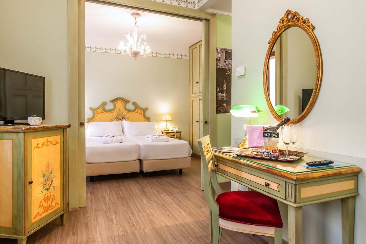 ונציה Hotel La Fenice Et Des Artistes מראה חיצוני תמונה