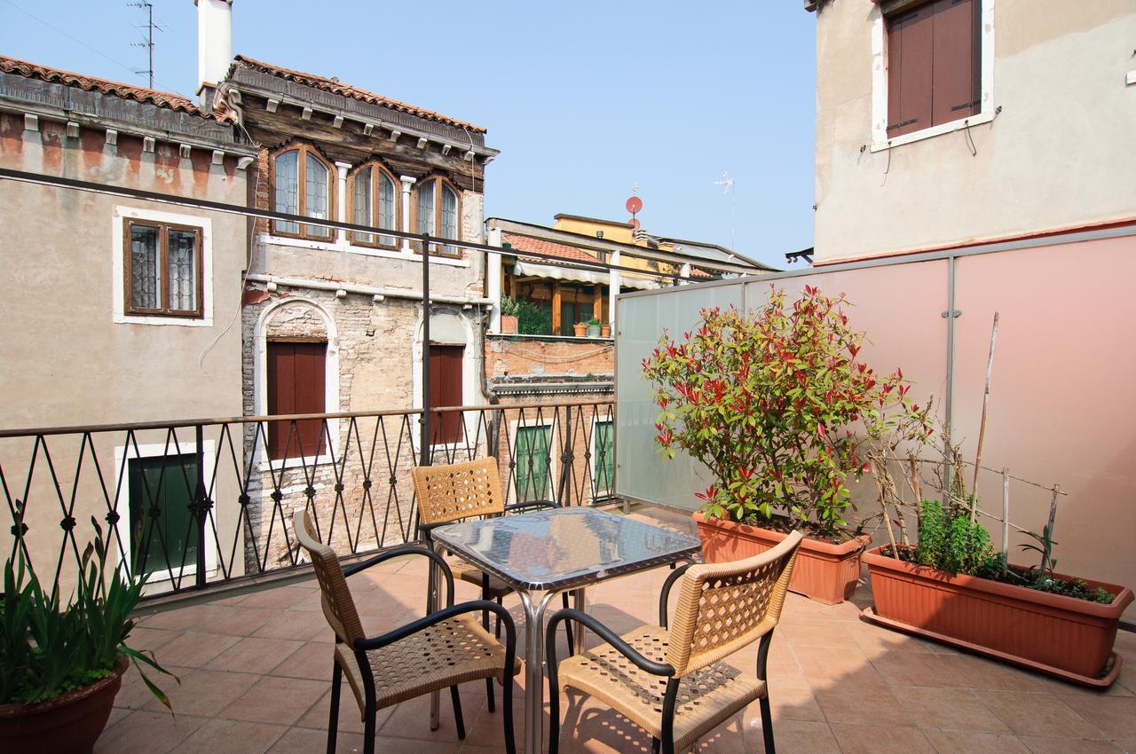ונציה Hotel La Fenice Et Des Artistes מראה חיצוני תמונה